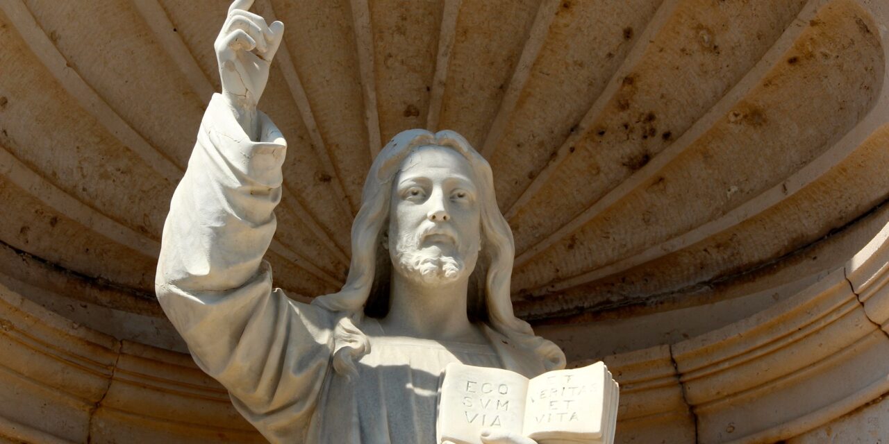 Semnificația Paștelui: de ce este Învierea Domnului cea mai importantă sărbătoare creștină