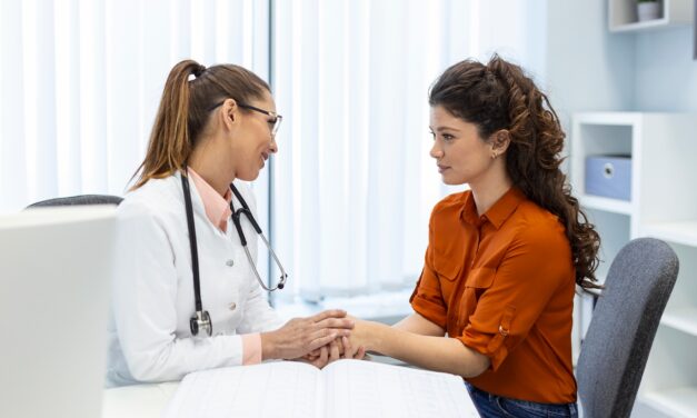 De ce contează atât de mult încrederea în medic: efectul nocebo explicat simplu