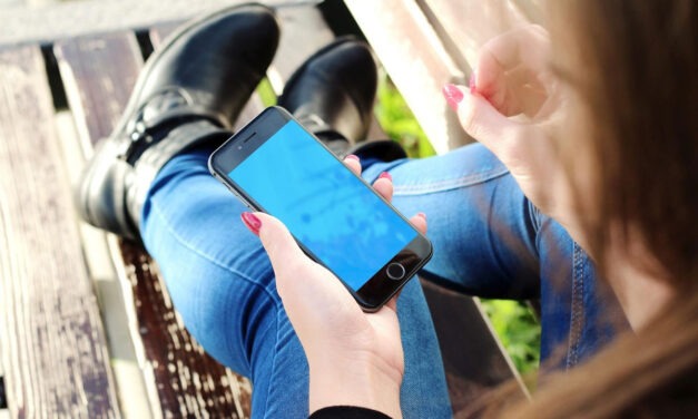 Telefonul tău e lent? 7 semne că a venit momentul pentru un upgrade