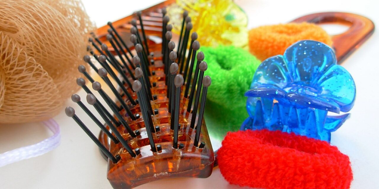 Tratament naturist pentru mătreață: ce poți încerca acasă și când nu e bine să amâni dermatologul